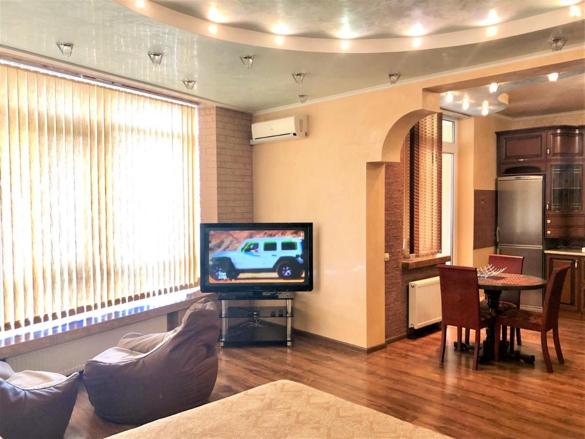 Vip Апартаменти З Видом На Озеро Kiew Exterior foto