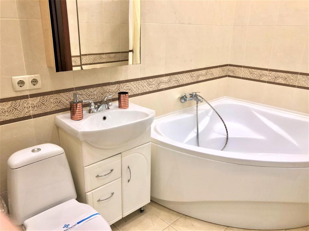 Vip Апартаменти З Видом На Озеро Kiew Exterior foto